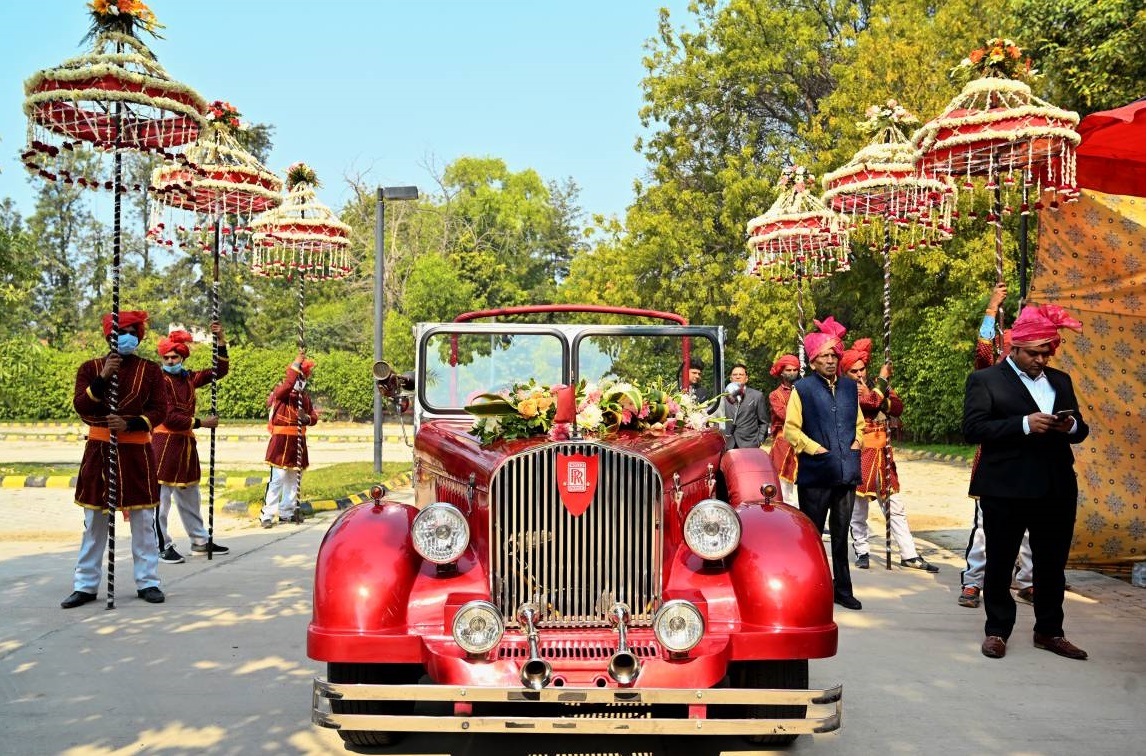 vintage car on rent in jaipur