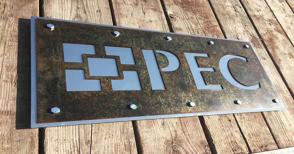 Personalized Outdoor Metal Signs in Grapevine TX